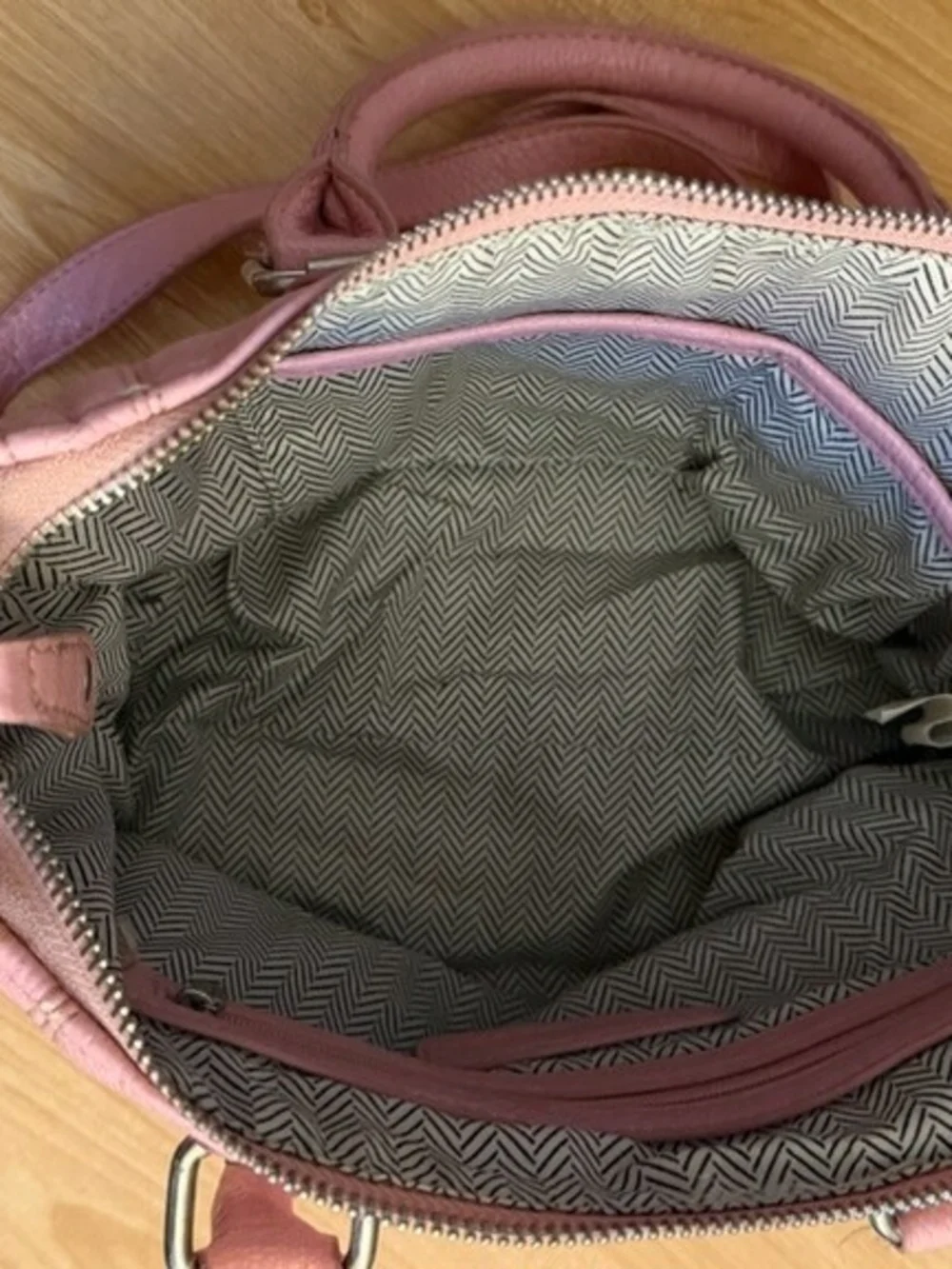 Steve Madden compact satchel